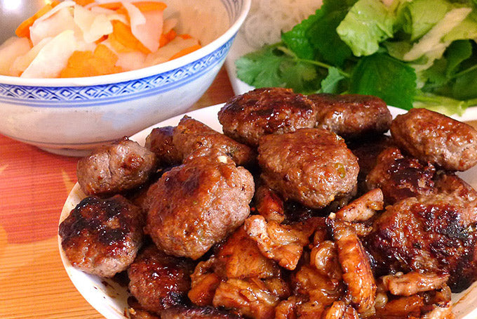 Vì sao bún chả Hà Nội nổi tiếng khắp thế giới?